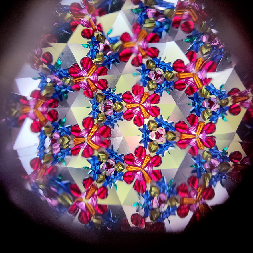 Blick durch ein Kaleidoskop. Foto der Hamburger Künstlerin EVA.